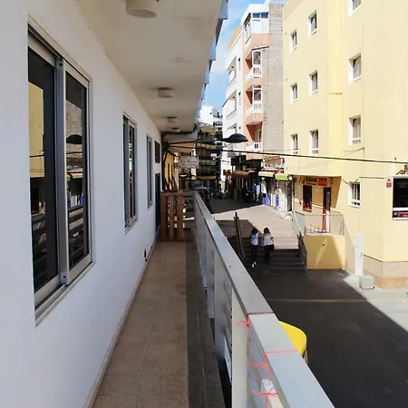 Los Cristianos Magnifico Apartam A Pie De Playa *